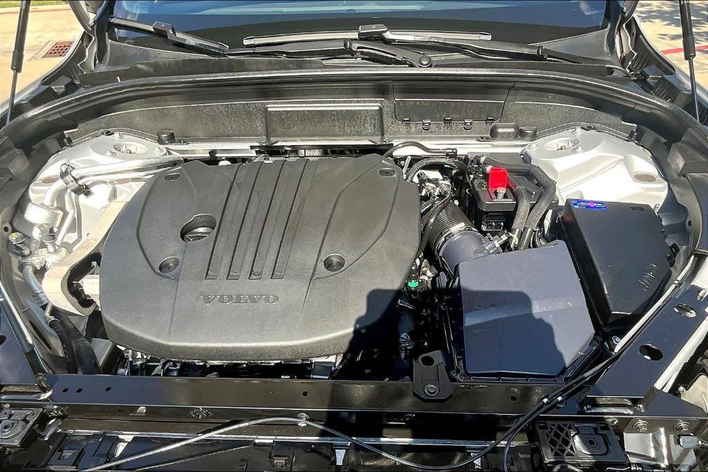 used 2025 Volvo XC60 car, priced at $39,128