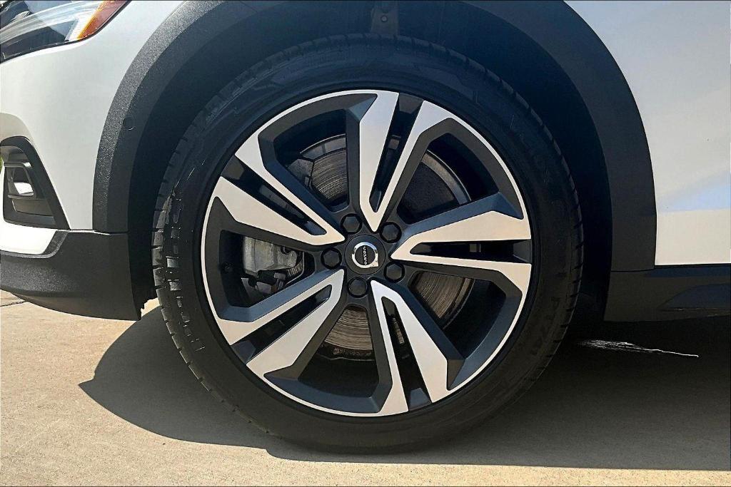 used 2023 Volvo V60 Cross Country car, priced at $39,938