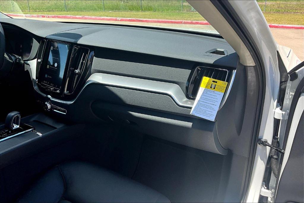 new 2025 Volvo XC60 car, priced at $50,285