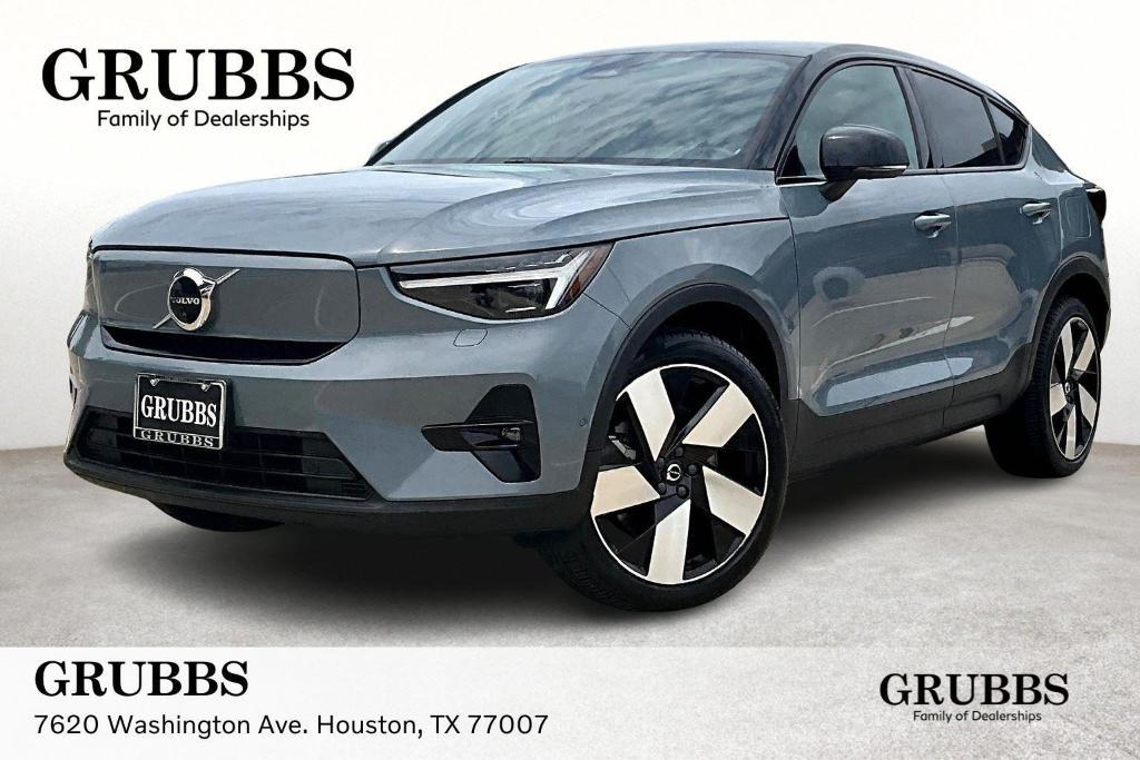 used 2022 Volvo C40 Recharge Pure Electric car, priced at $28,000