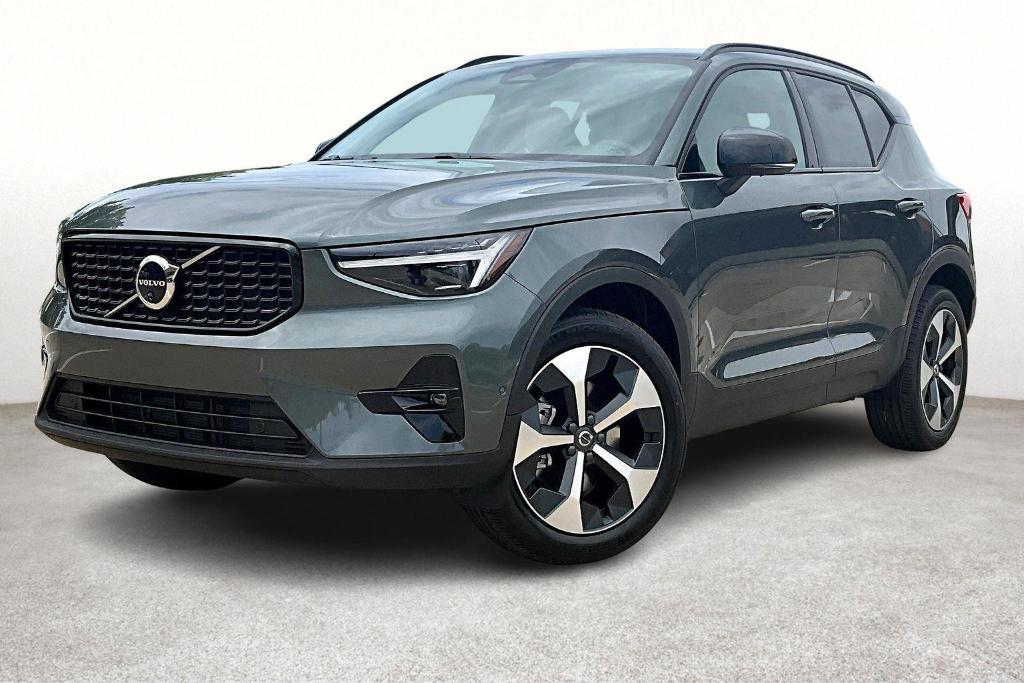 new 2026 Volvo XC40 car, priced at $50,150