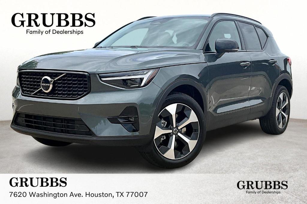 new 2026 Volvo XC40 car, priced at $50,150