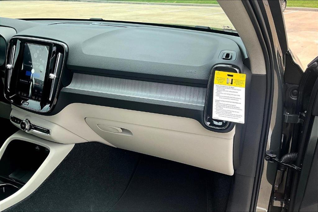 new 2026 Volvo XC40 car, priced at $50,150