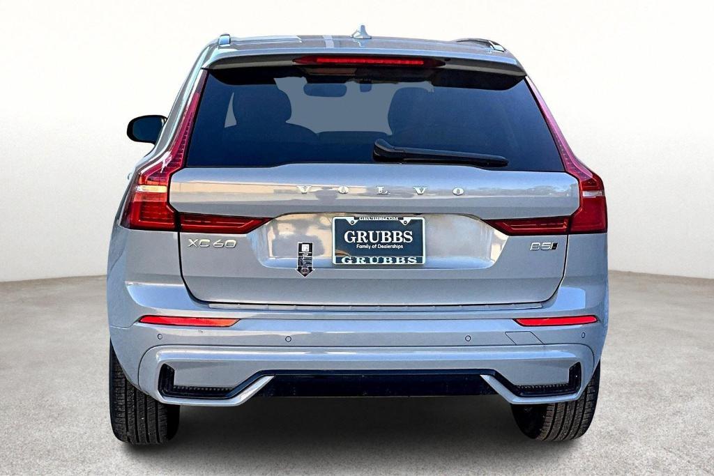 new 2025 Volvo XC60 car, priced at $49,935
