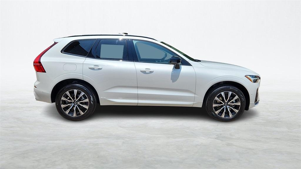 new 2024 Volvo XC60 car, priced at $48,211