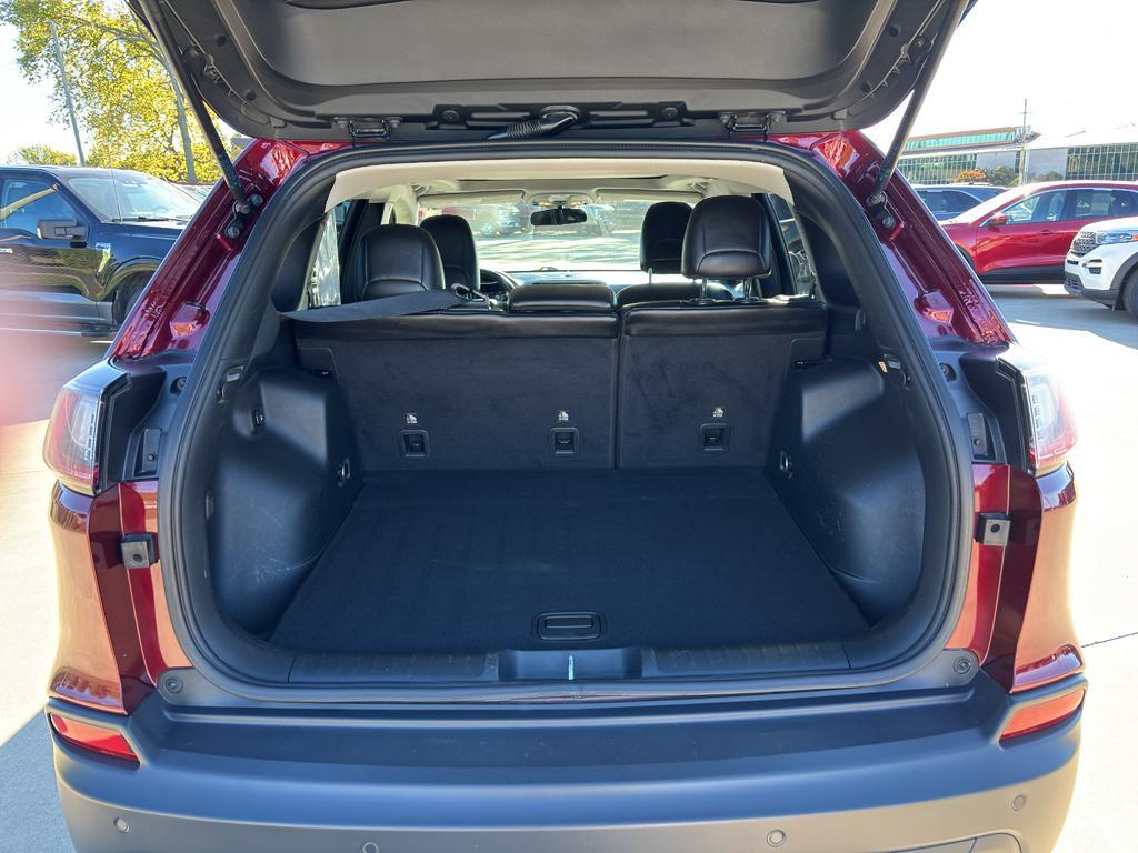 used 2019 Jeep Cherokee car, priced at $13,990