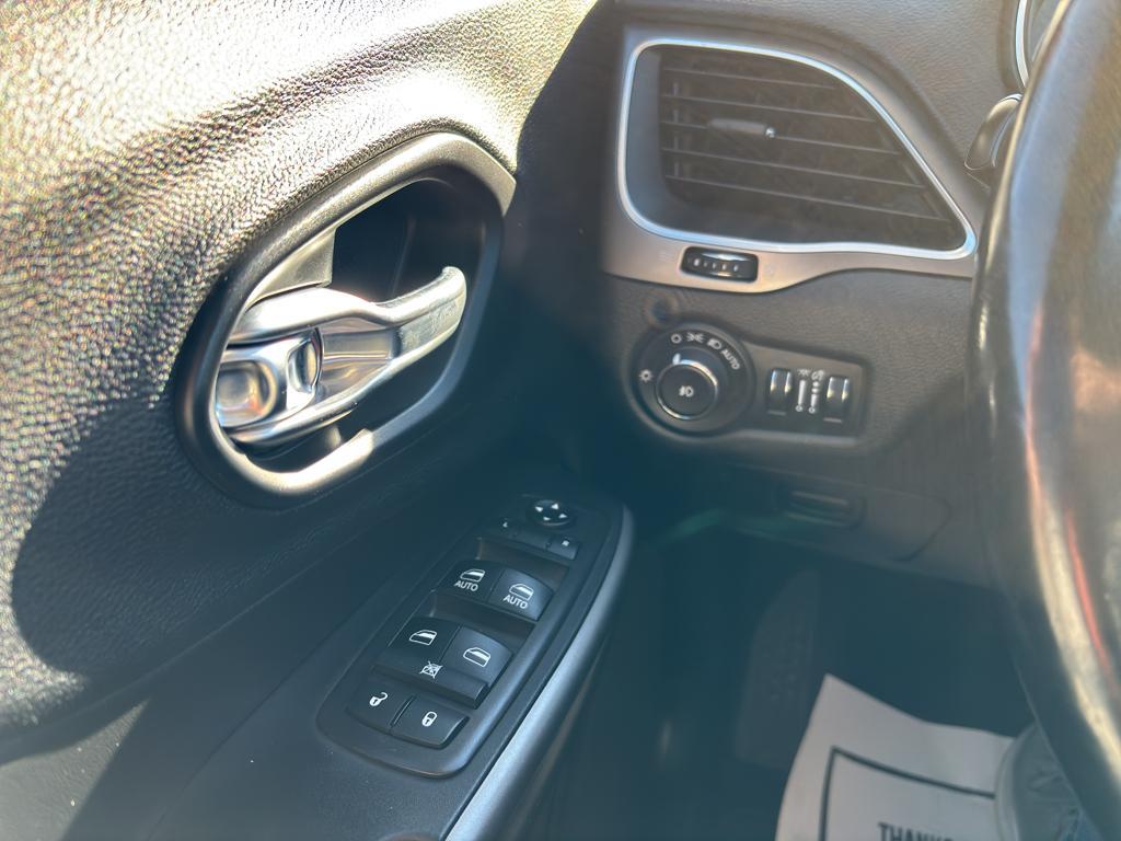 used 2019 Jeep Cherokee car, priced at $13,990