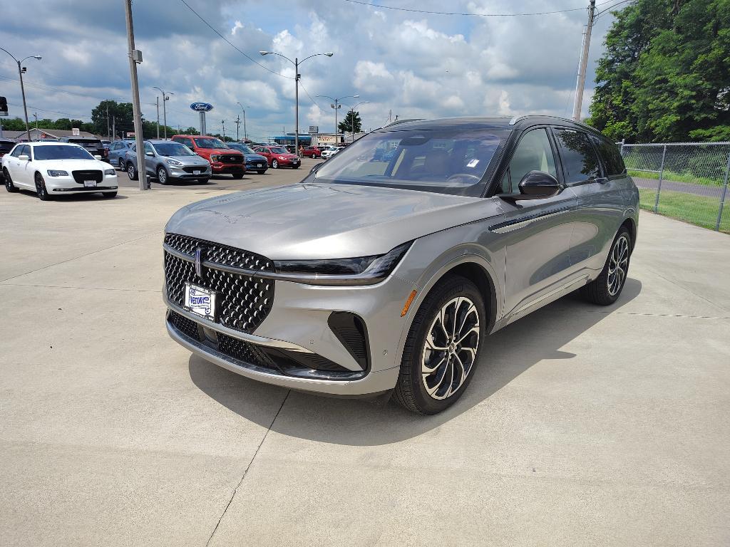 used 2024 Lincoln Nautilus car, priced at $57,457