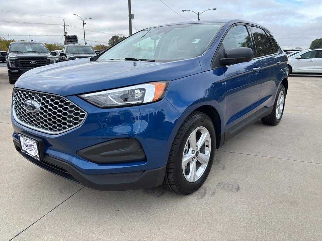 used 2024 Ford Edge car, priced at $27,990