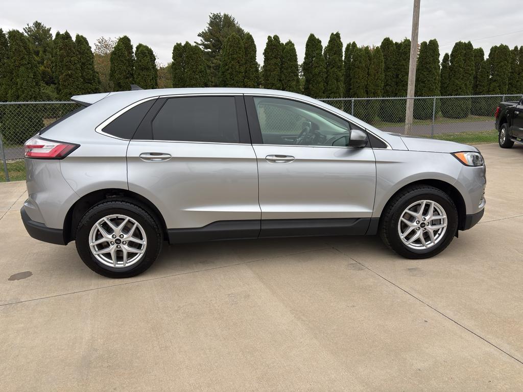 used 2024 Ford Edge car, priced at $30,589