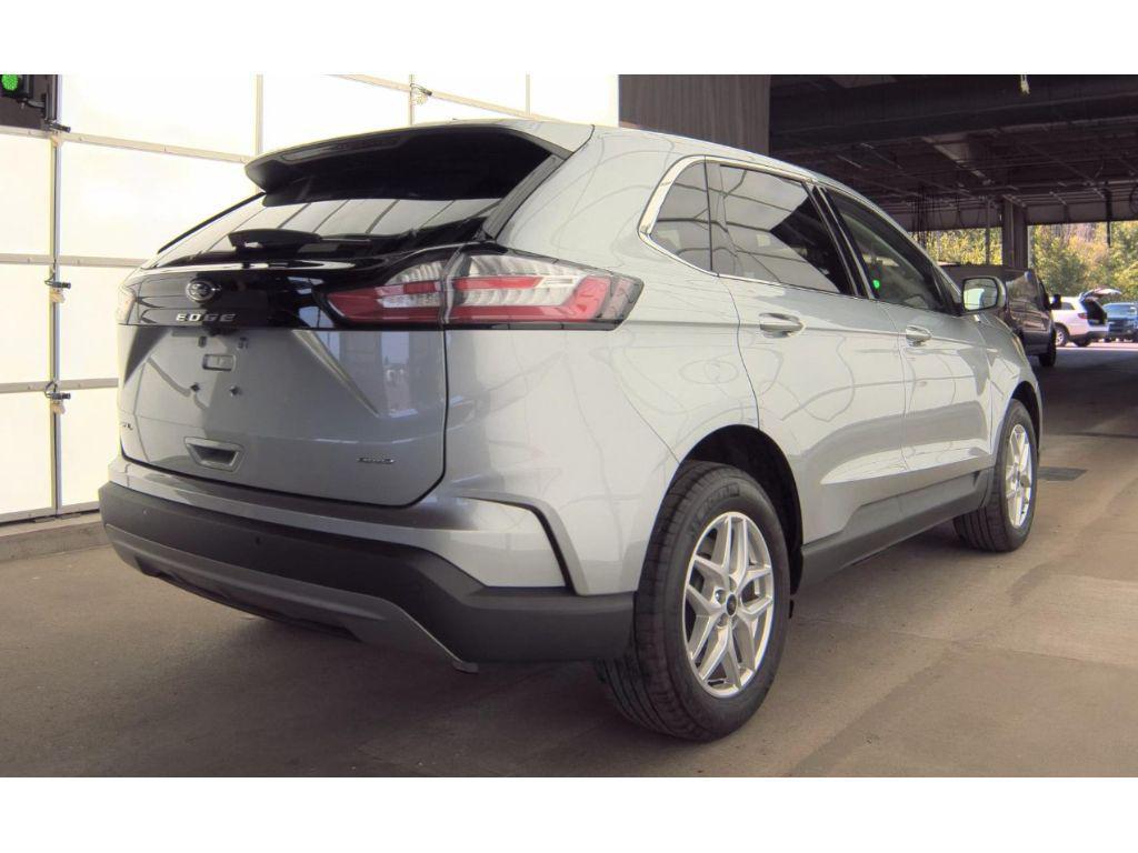 used 2024 Ford Edge car, priced at $30,589