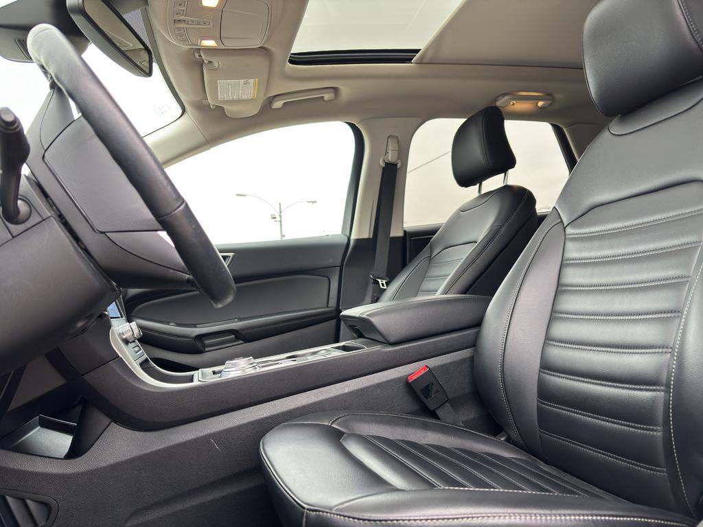 used 2024 Ford Edge car, priced at $30,589