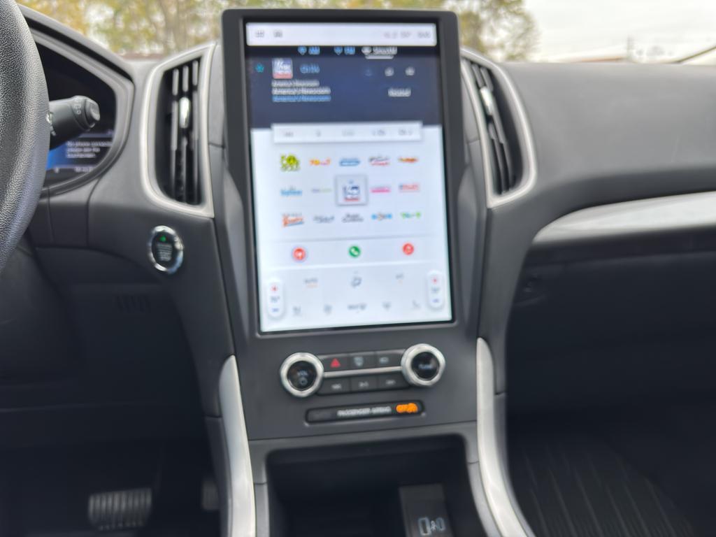 used 2024 Ford Edge car, priced at $30,589