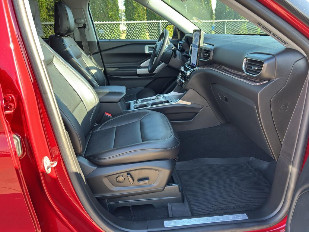 used 2023 Ford Explorer car, priced at $40,591