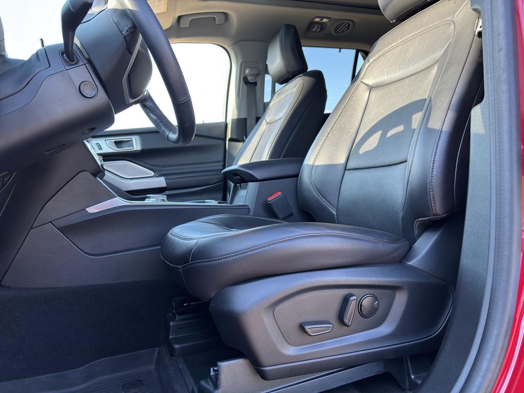used 2023 Ford Explorer car, priced at $40,591