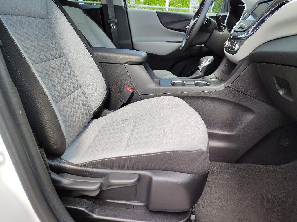 used 2023 Chevrolet Equinox car, priced at $25,599