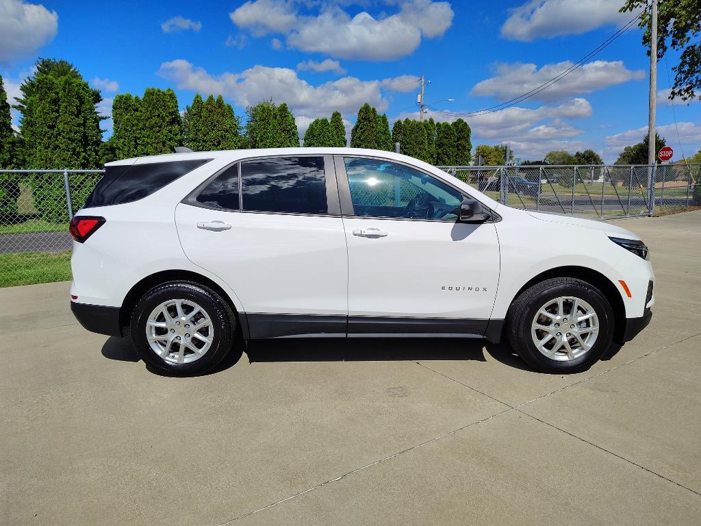 used 2023 Chevrolet Equinox car, priced at $25,599