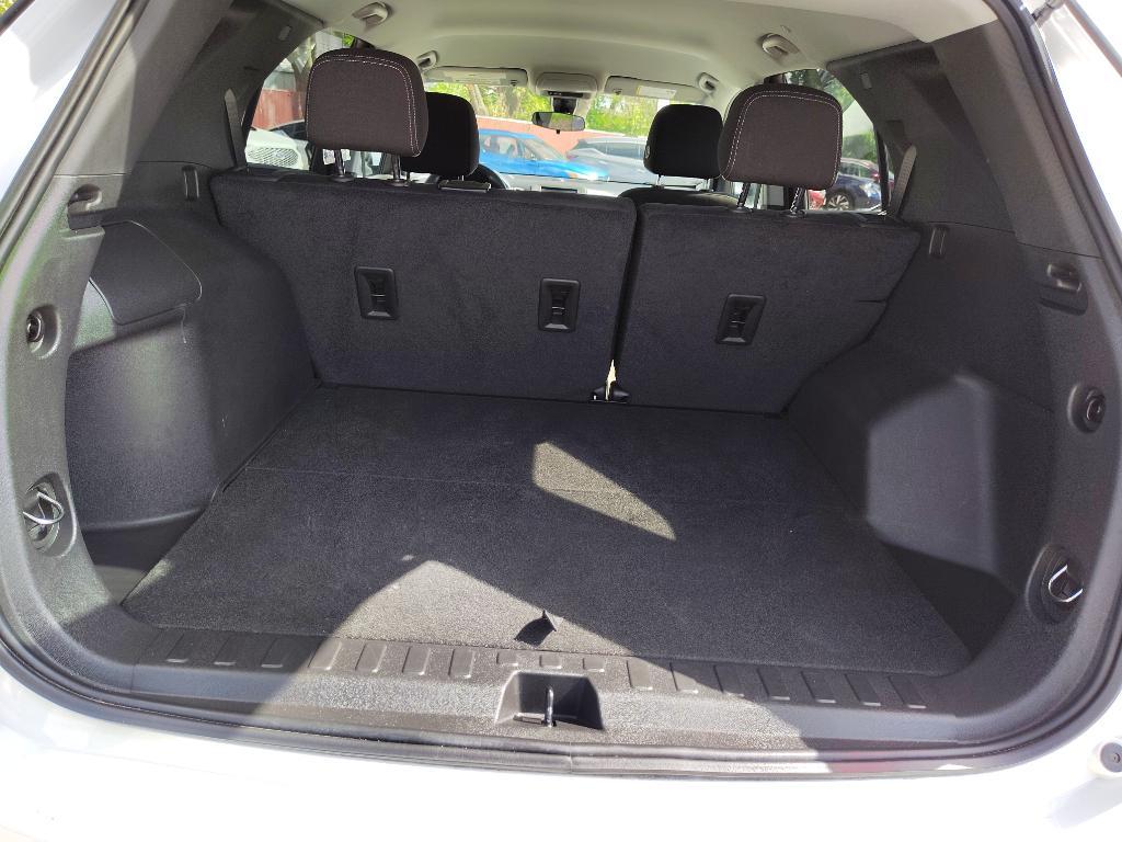 used 2023 Chevrolet Equinox car, priced at $25,599