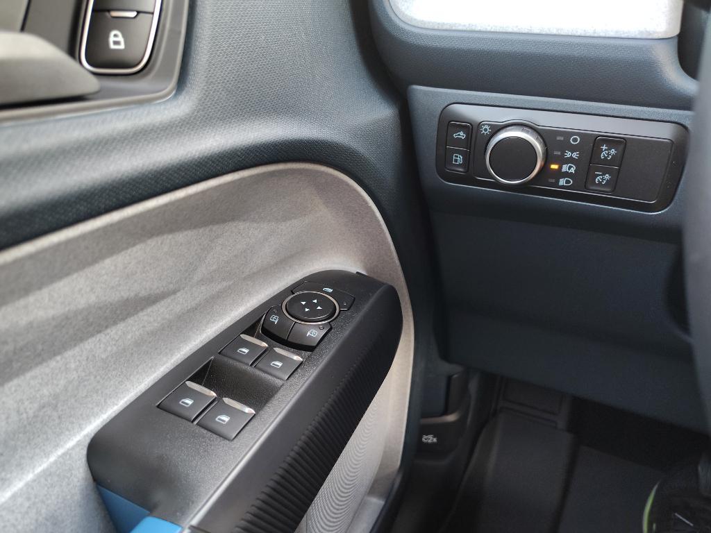 new 2025 Ford Maverick car, priced at $35,385