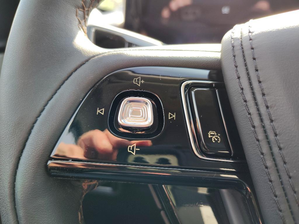 new 2025 Lincoln Aviator car, priced at $80,100
