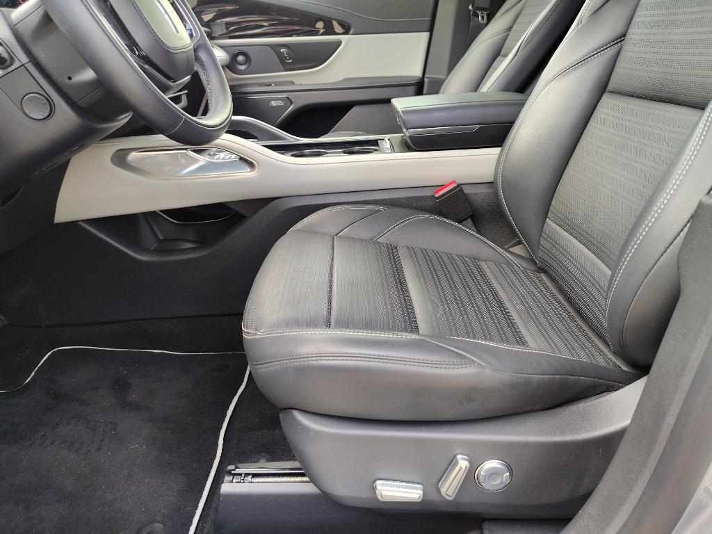 used 2024 Lincoln Nautilus car, priced at $56,396