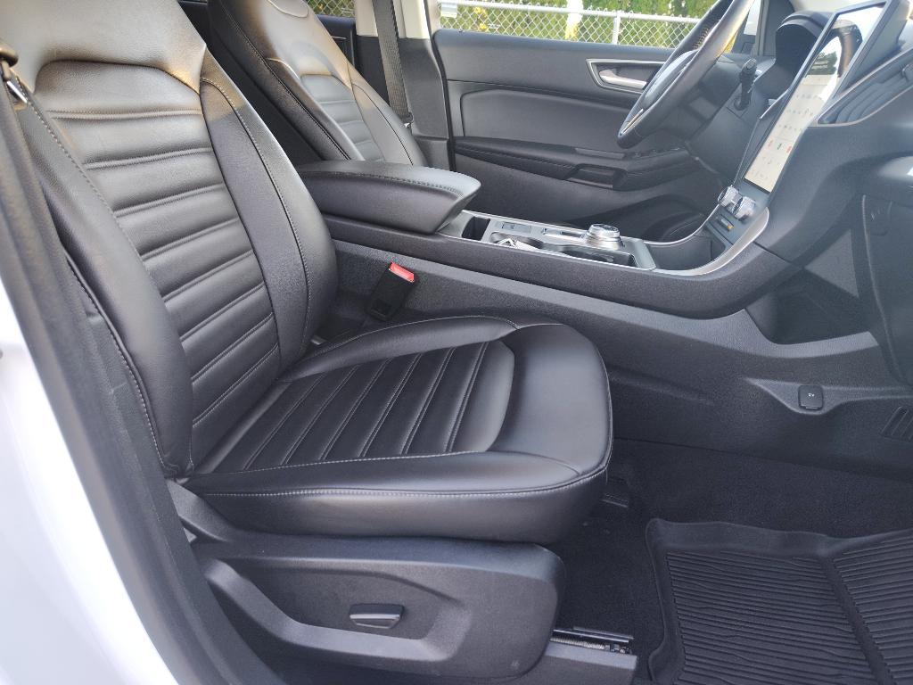 used 2024 Ford Edge car, priced at $29,990