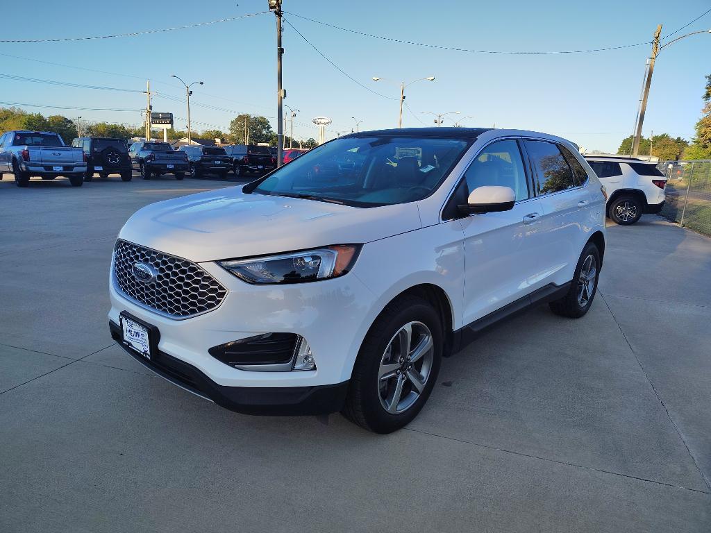 used 2024 Ford Edge car, priced at $29,990