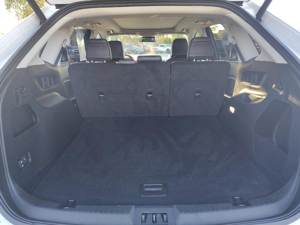used 2024 Ford Edge car, priced at $29,990