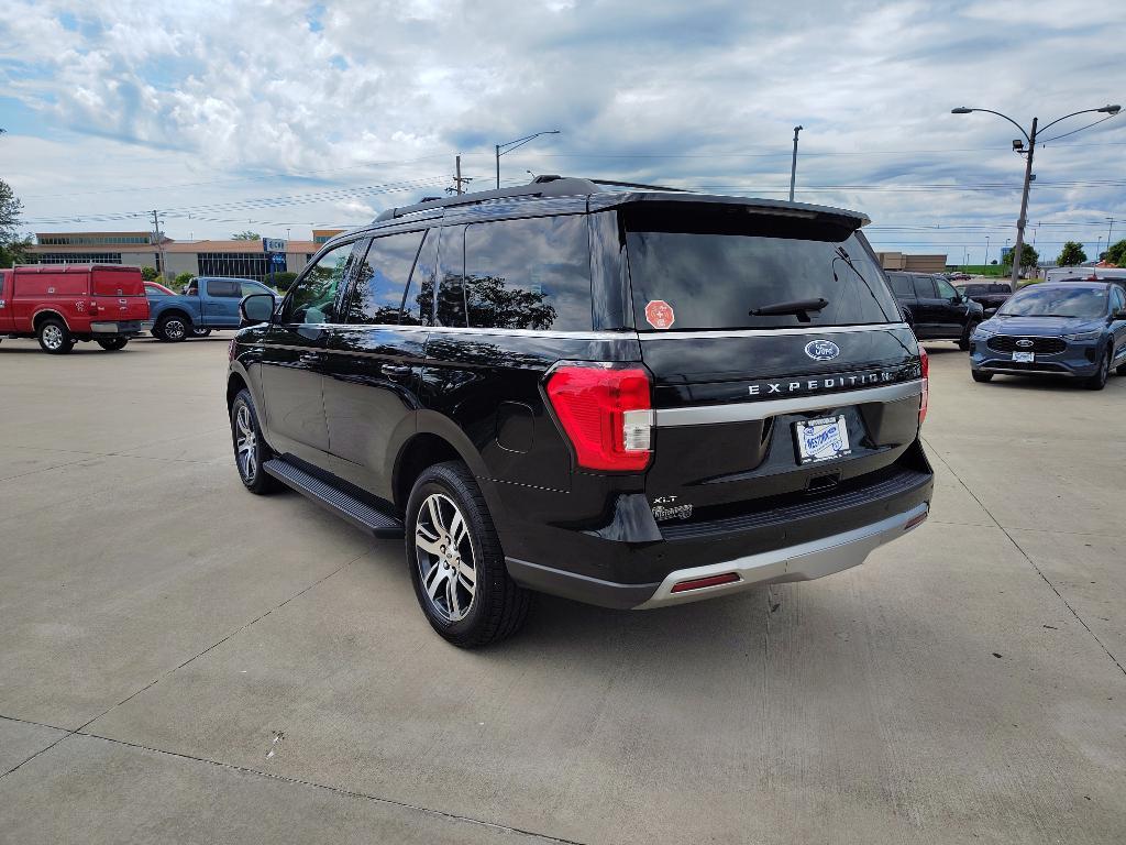 used 2024 Ford Expedition car, priced at $58,396