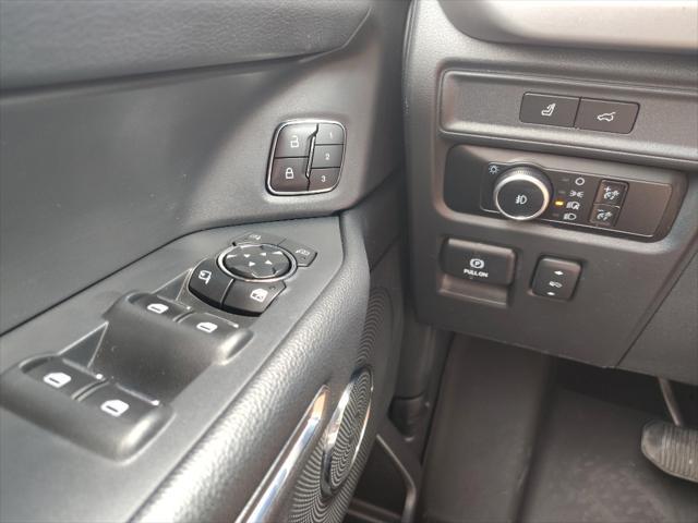 used 2024 Ford Expedition car, priced at $58,396