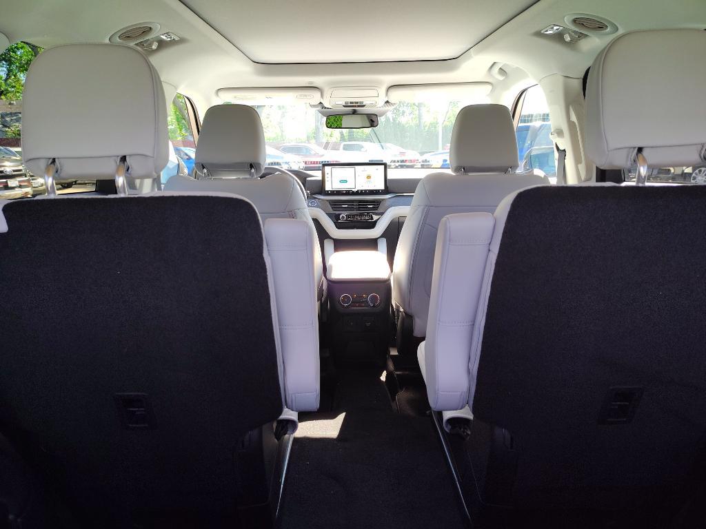 new 2025 Ford Explorer car, priced at $61,800