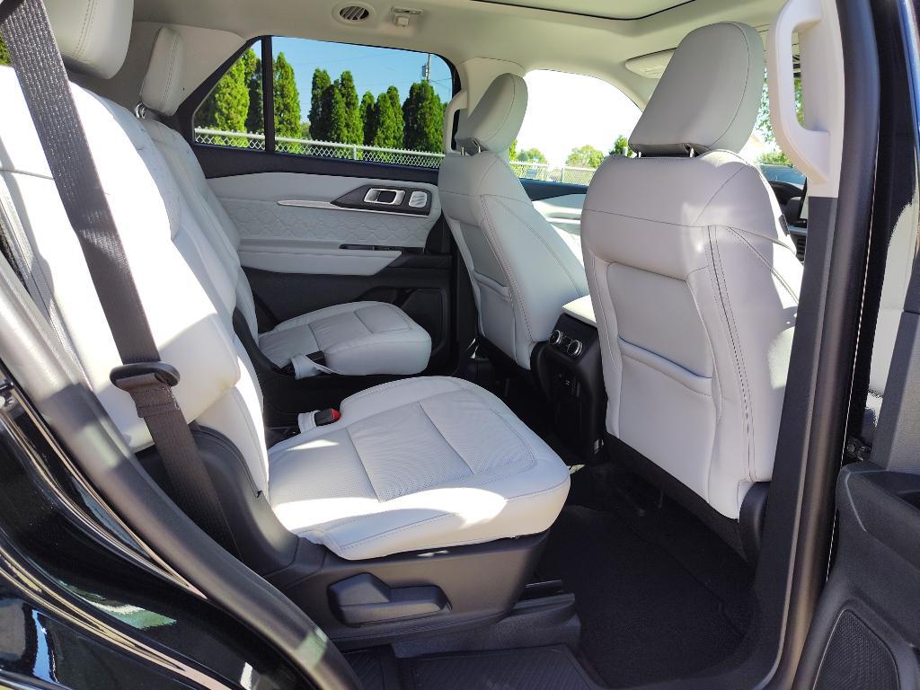 new 2025 Ford Explorer car, priced at $61,800