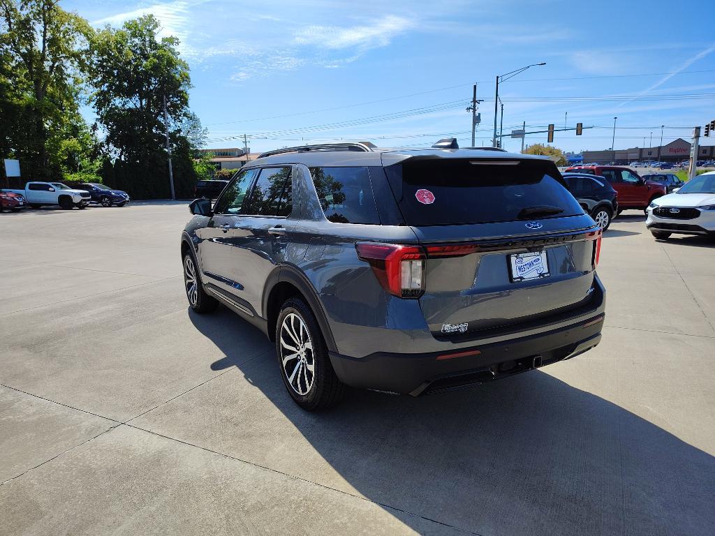 new 2025 Ford Explorer car, priced at $51,265