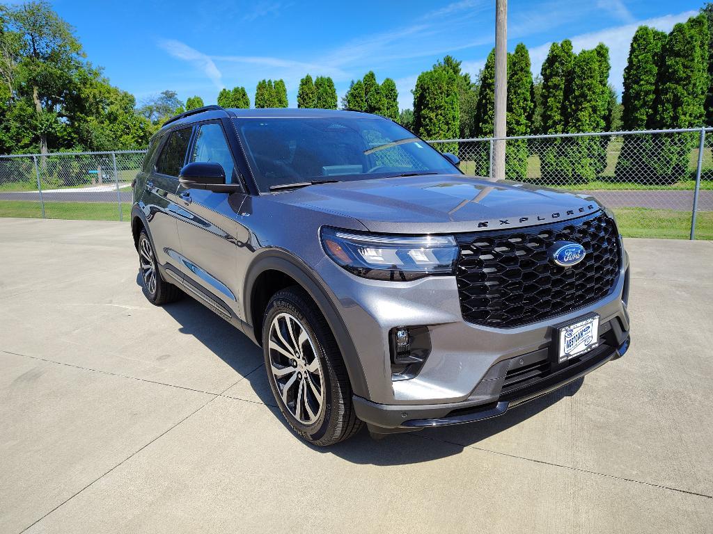 new 2025 Ford Explorer car, priced at $51,265
