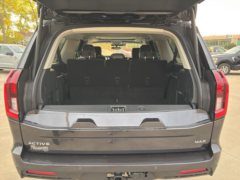 new 2025 Ford Expedition Max car, priced at $75,385