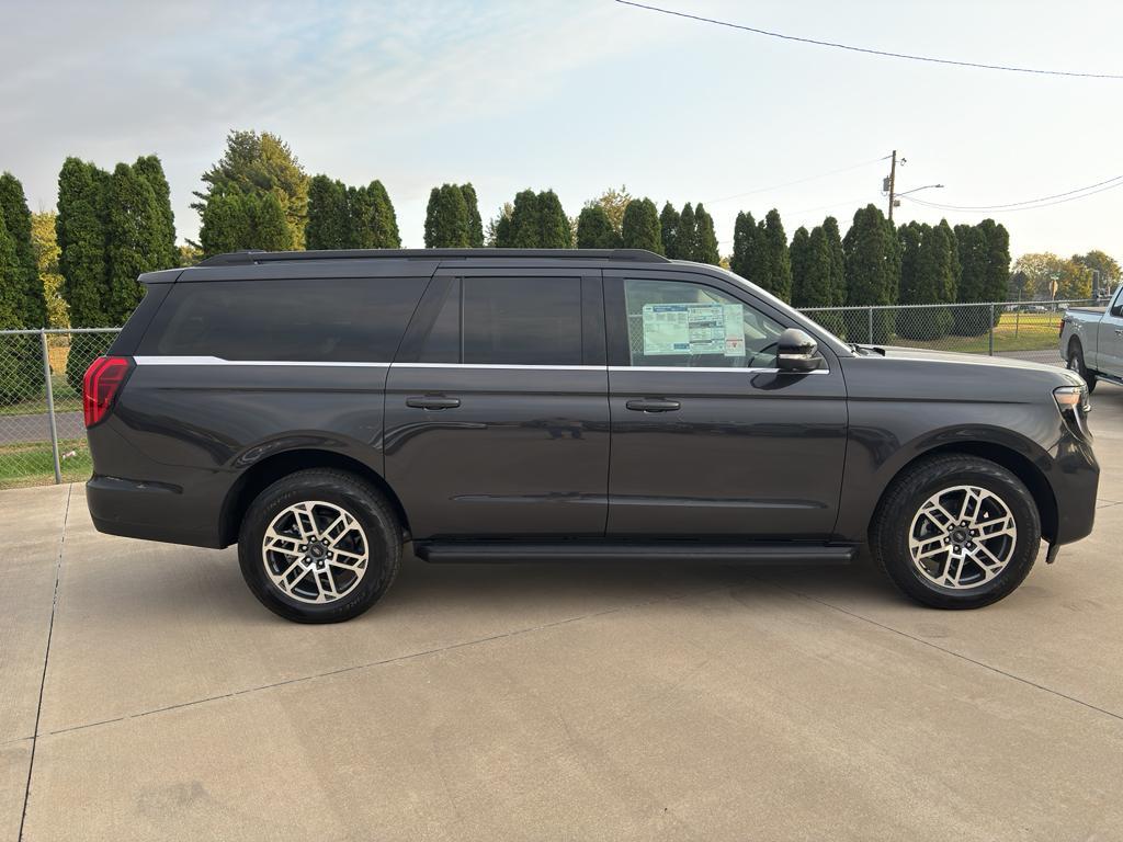 new 2025 Ford Expedition Max car, priced at $75,385