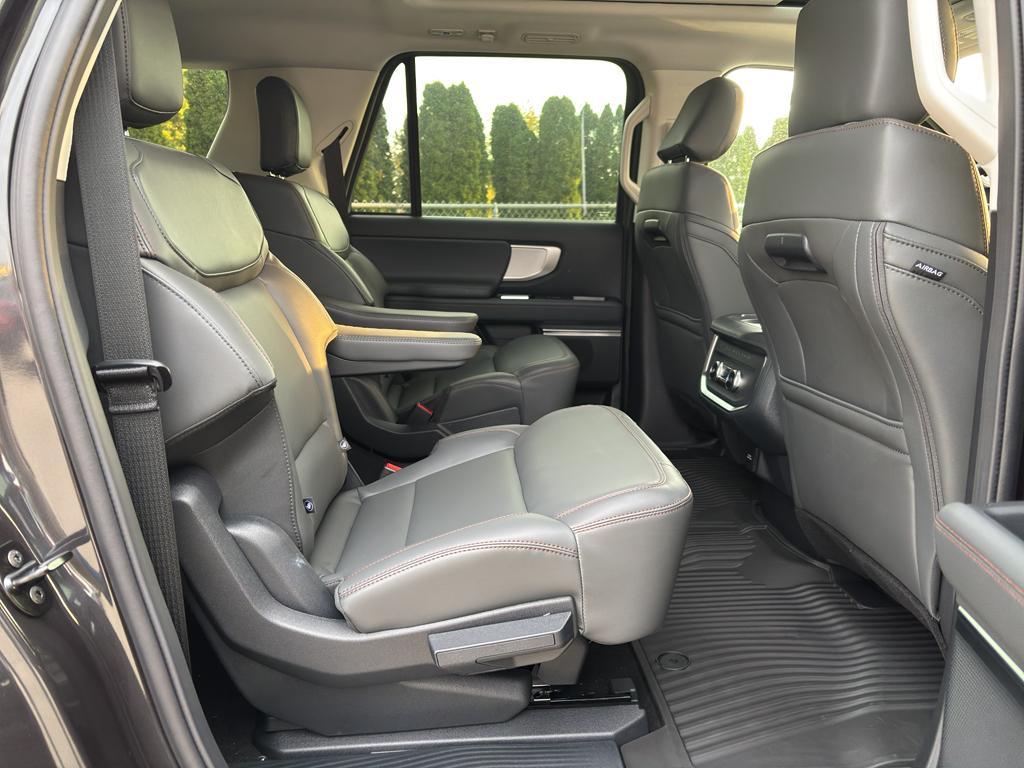 new 2025 Ford Expedition Max car, priced at $75,385