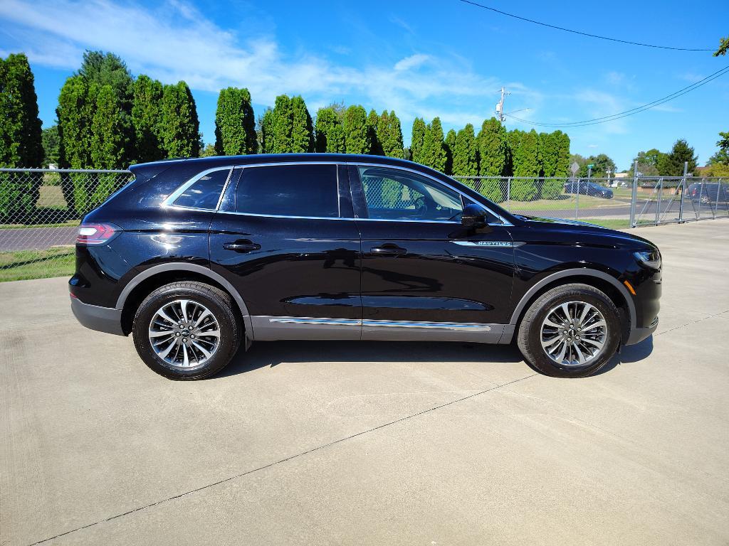 used 2023 Lincoln Nautilus car, priced at $35,989