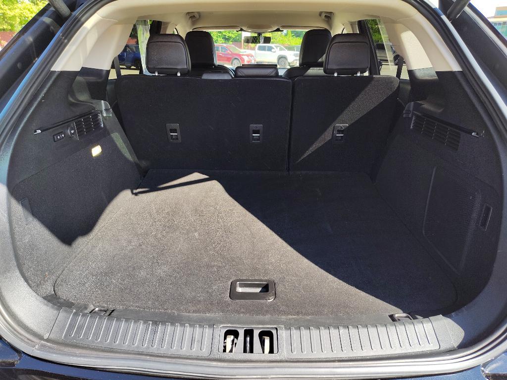 used 2023 Lincoln Nautilus car, priced at $35,989