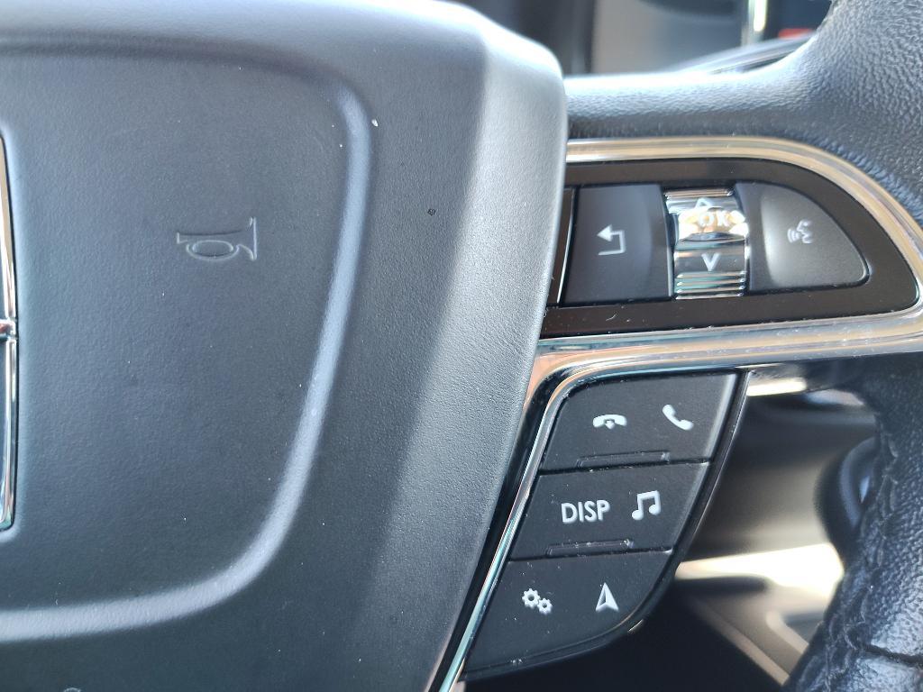 used 2023 Lincoln Nautilus car, priced at $35,989
