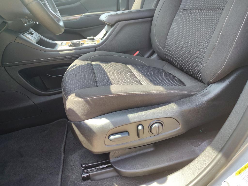 used 2023 GMC Acadia car, priced at $34,598