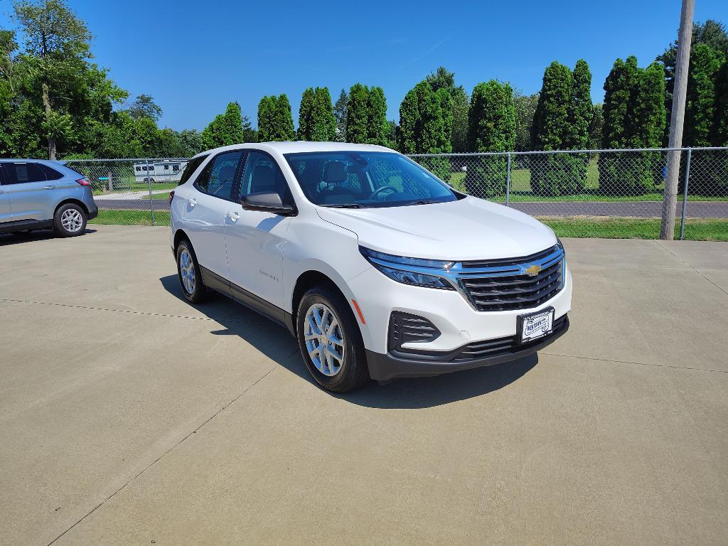 used 2023 Chevrolet Equinox car, priced at $24,290