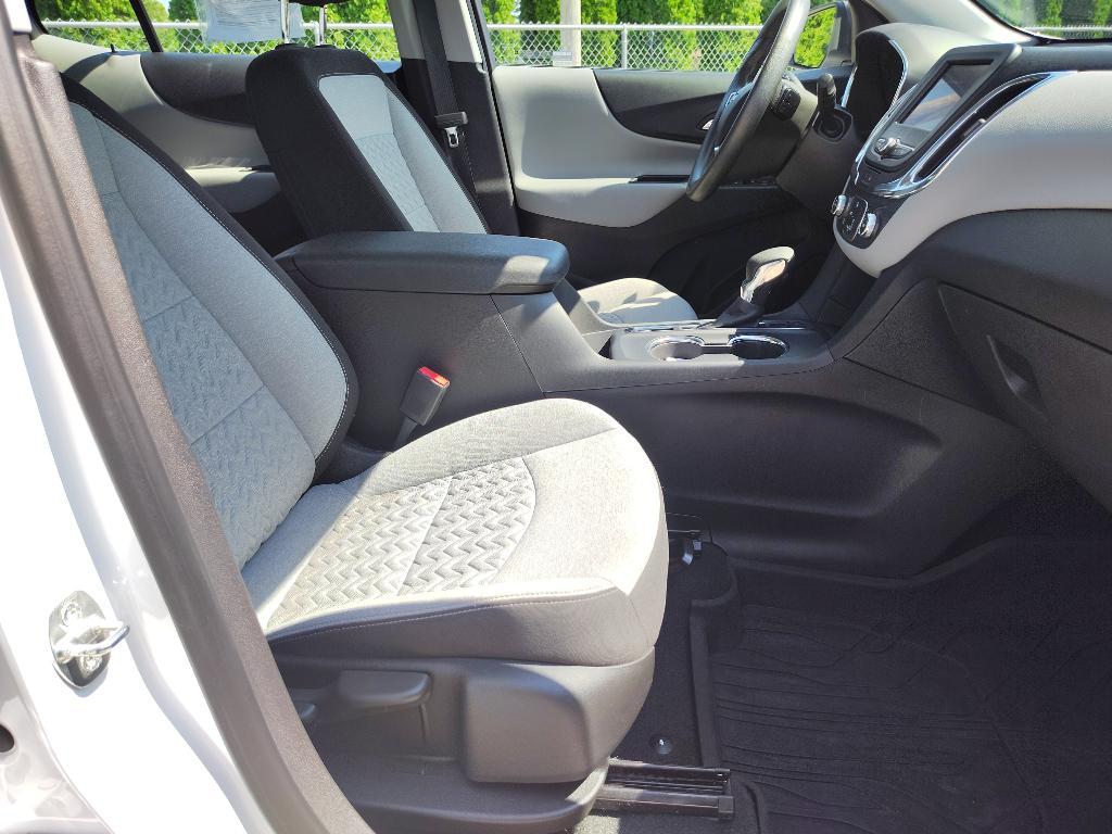 used 2023 Chevrolet Equinox car, priced at $24,998