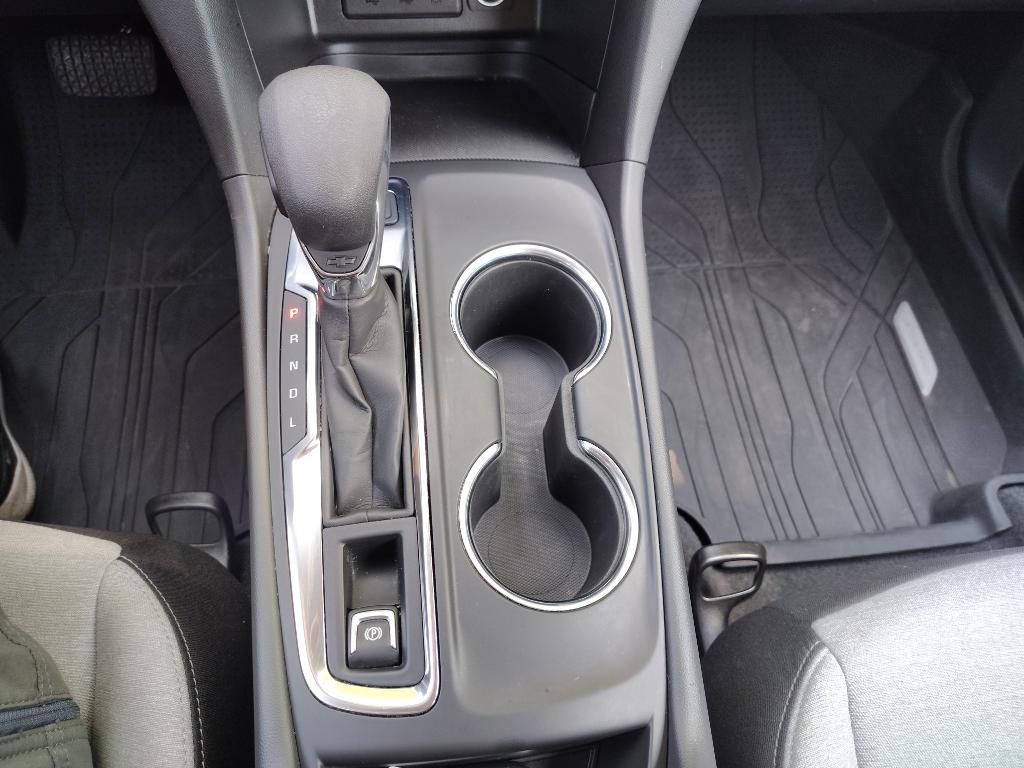 used 2023 Chevrolet Equinox car, priced at $24,998