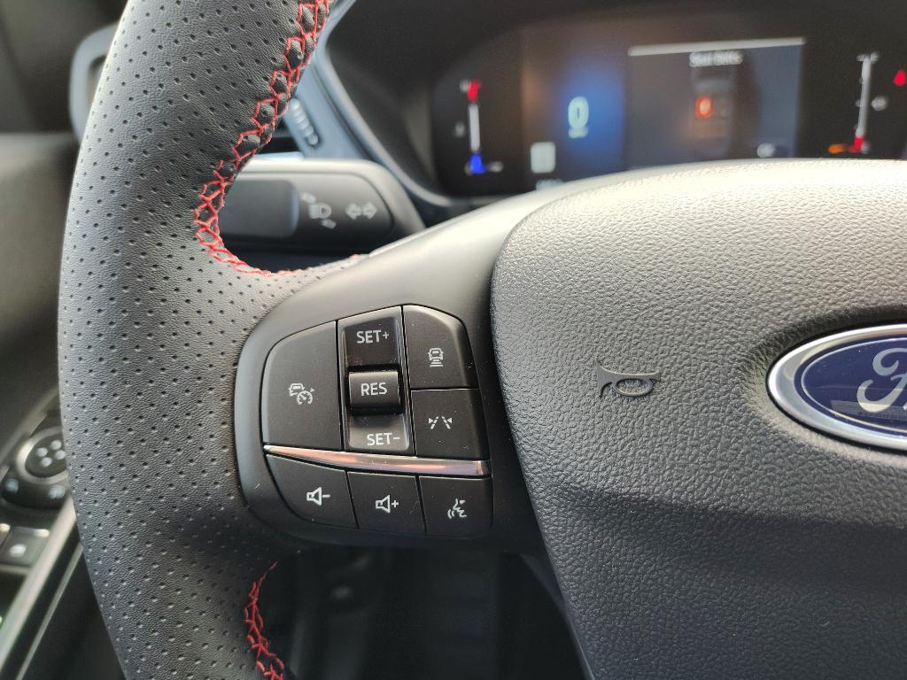 new 2025 Ford Escape car, priced at $35,590