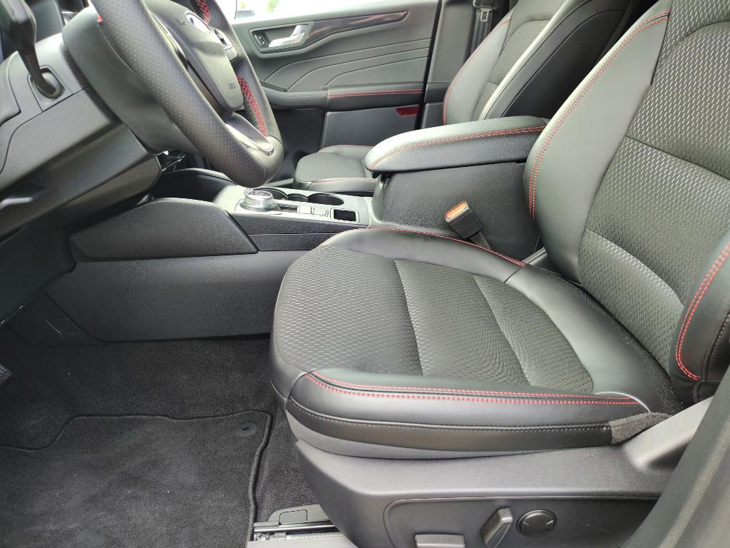 new 2025 Ford Escape car, priced at $35,590