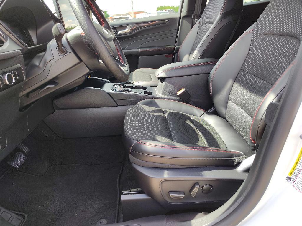new 2025 Ford Escape car, priced at $37,080