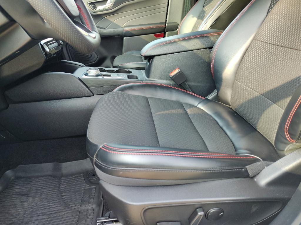 used 2023 Ford Escape car, priced at $28,487