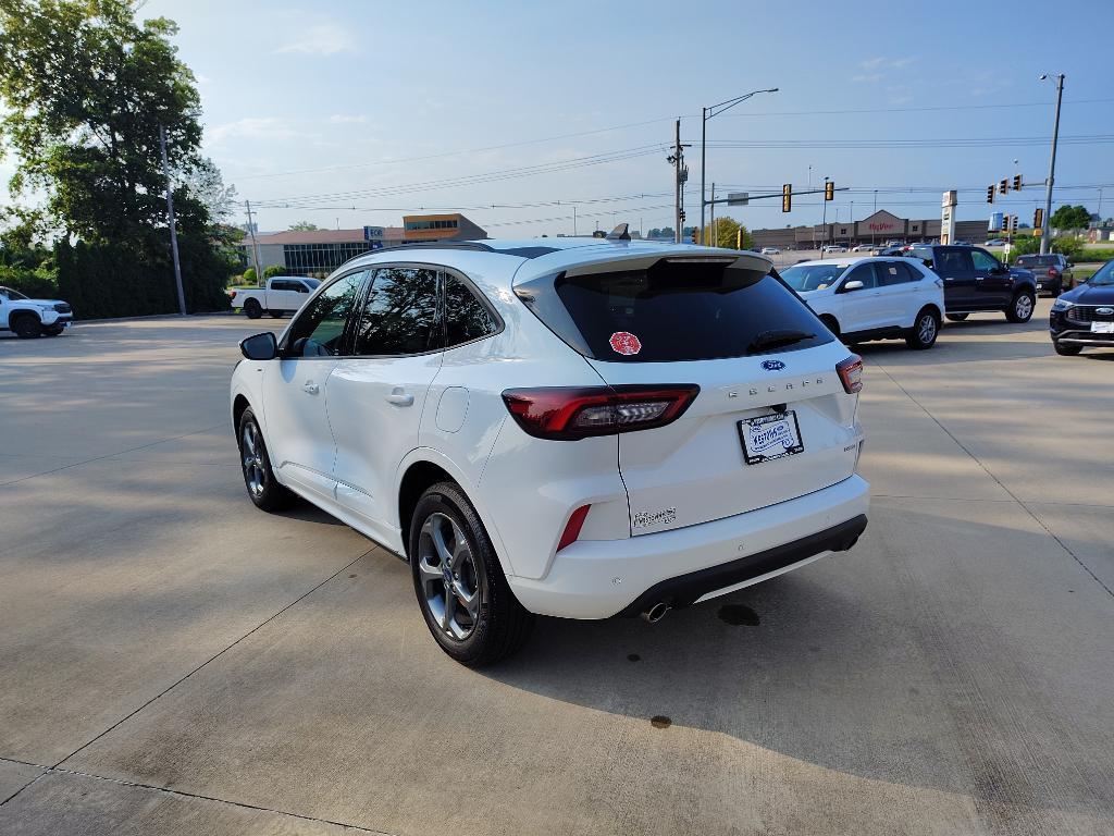 used 2023 Ford Escape car, priced at $28,487