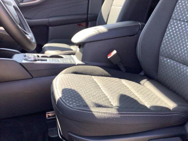 new 2025 Ford Escape car, priced at $32,480